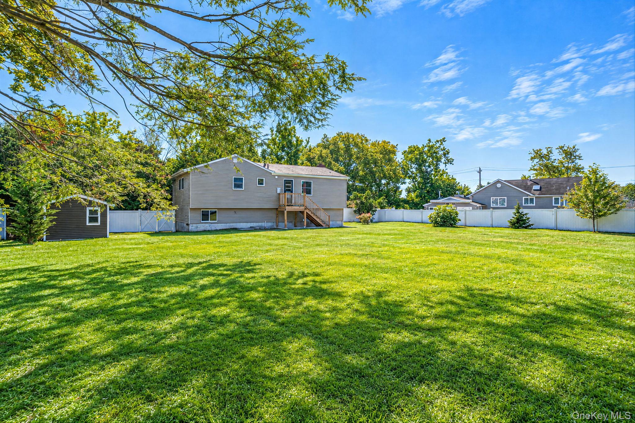 Single Family Richlee Drive  Suffolk County, NY 11731, MLS-1053382-31
