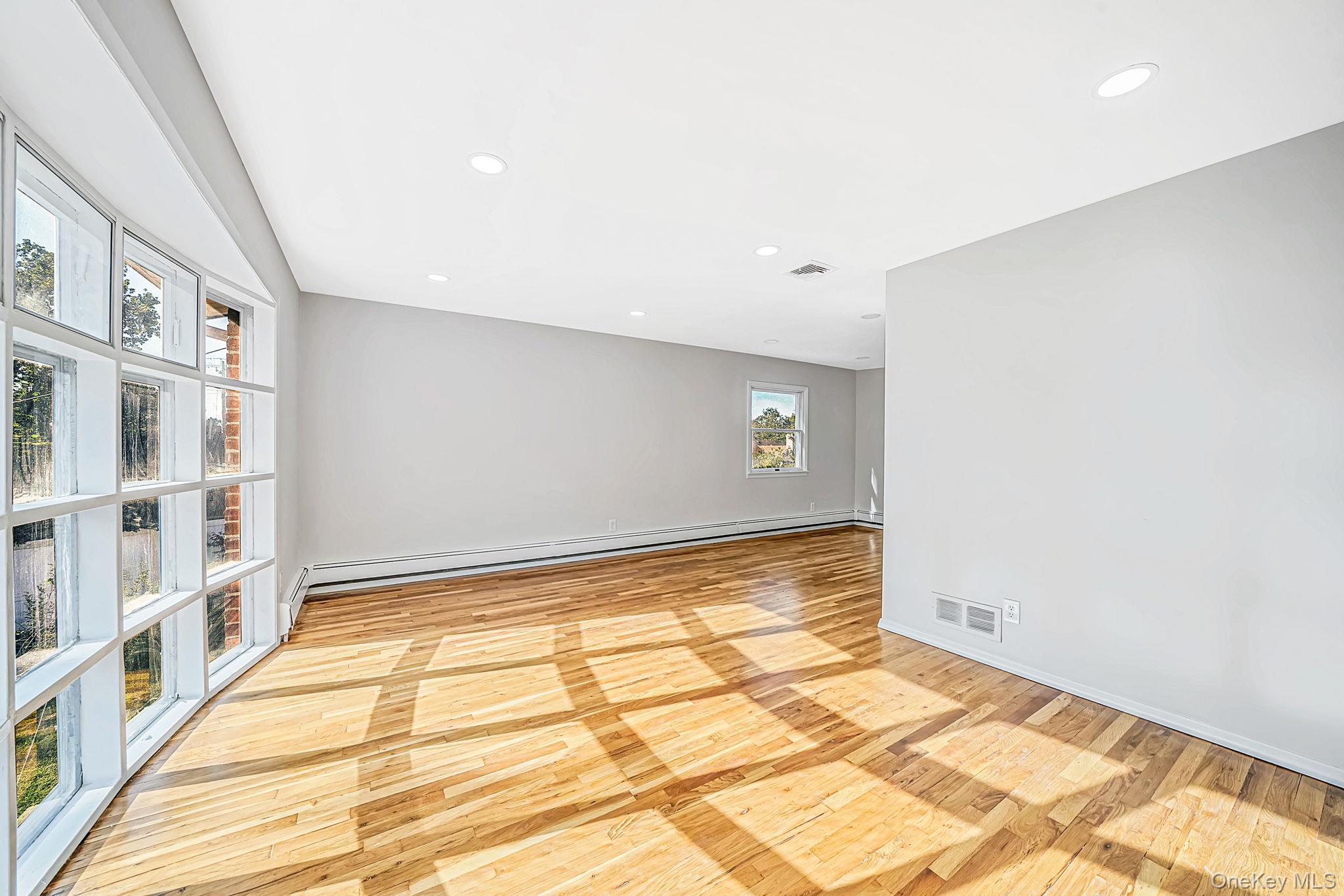 Single Family Richlee Drive  Suffolk County, NY 11731, MLS-1053382-6