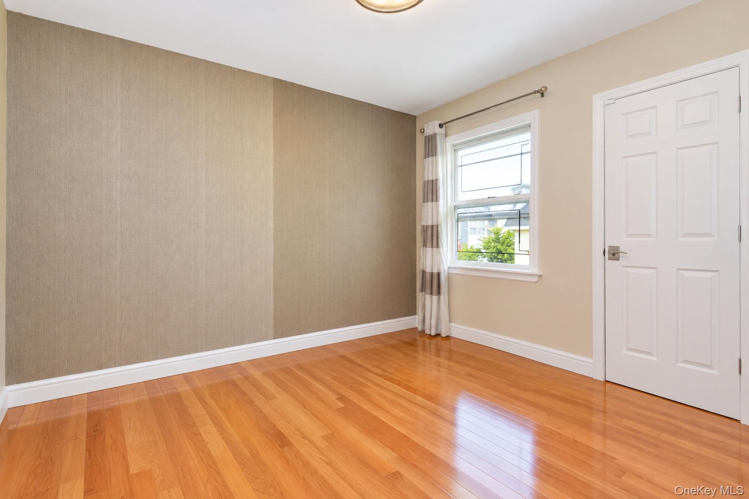 Single Family 23rd Avenue Queens, NY 11360, MLS-1053396-13