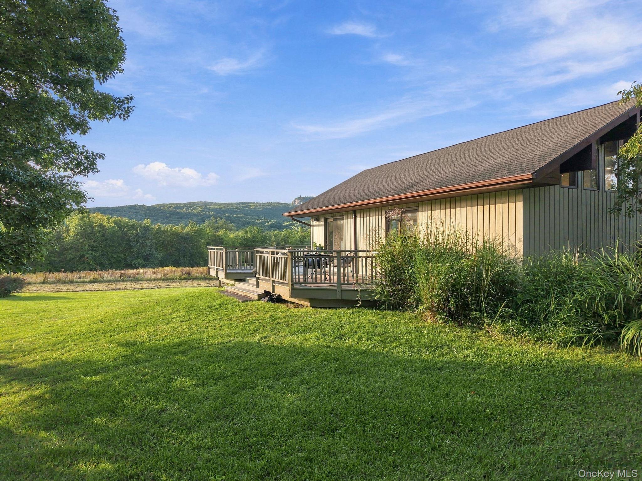 Single Family Albany Post Road  Ulster County, NY 12561, MLS-1053408-27