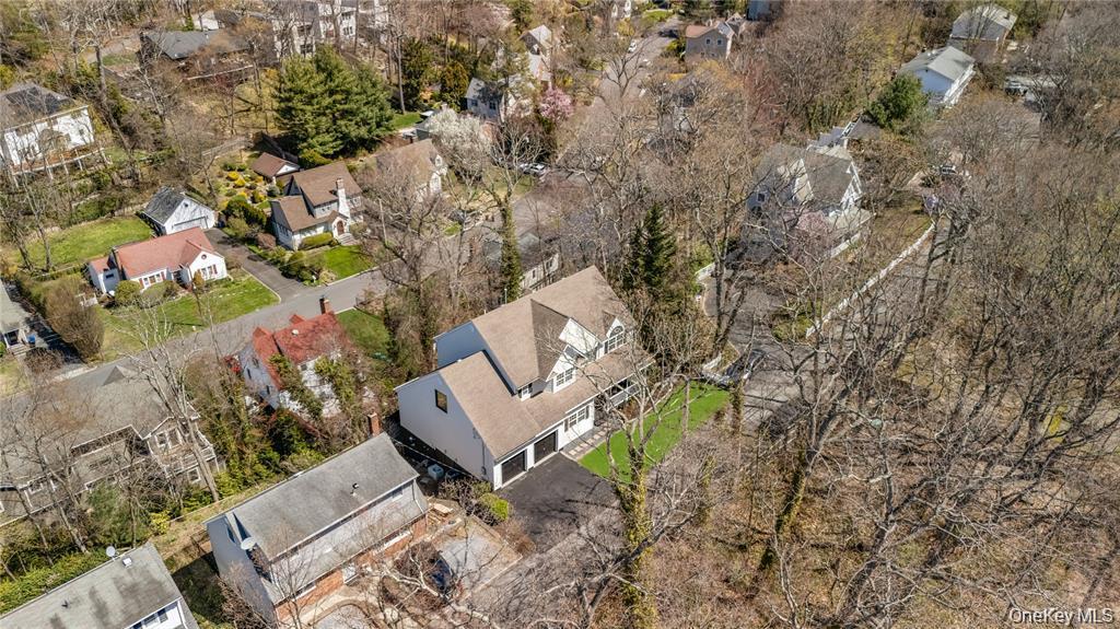 Single Family Potter Lane  Suffolk County, NY 11743, MLS-1053413-30