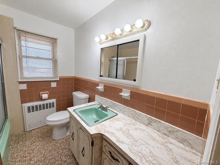 Single Family Monterey Street Queens, NY 11429, MLS-1053424-21
