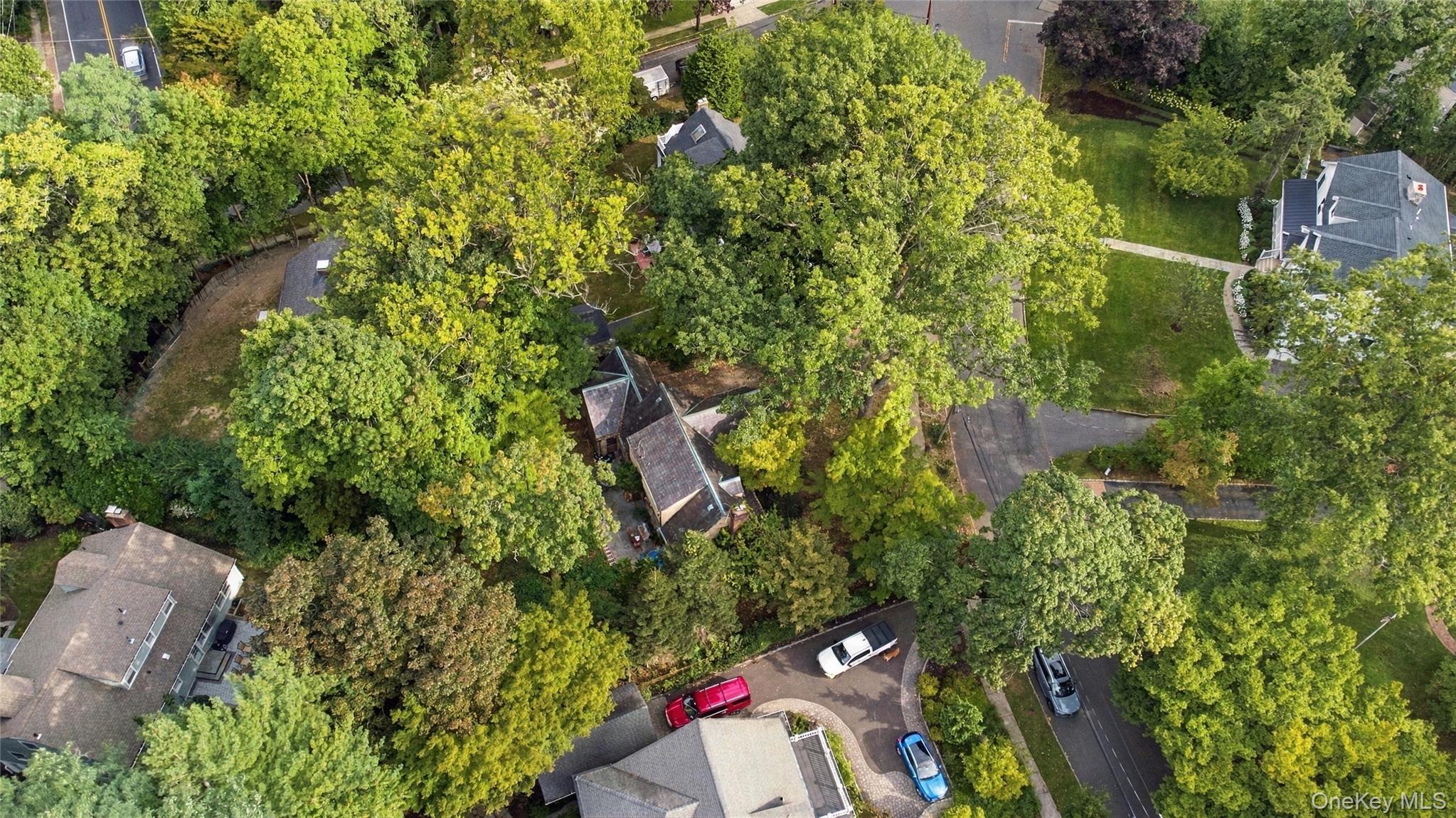 Single Family Huntington Road  Nassau County, NY 11050, MLS-1053429-7