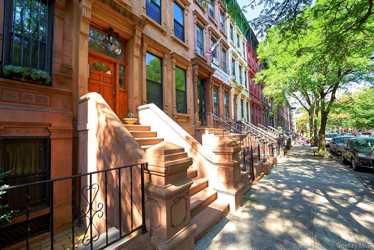 Single Family 132nd Street - Th Manhattan, NY 10027, MLS-1053432-17