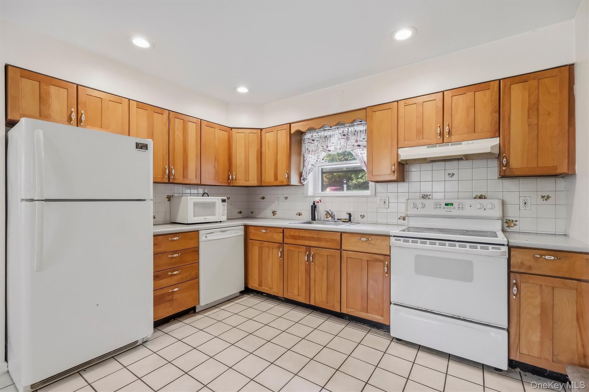 Single Family Church Street  Dutchess County, NY 12570, MLS-1053445-11
