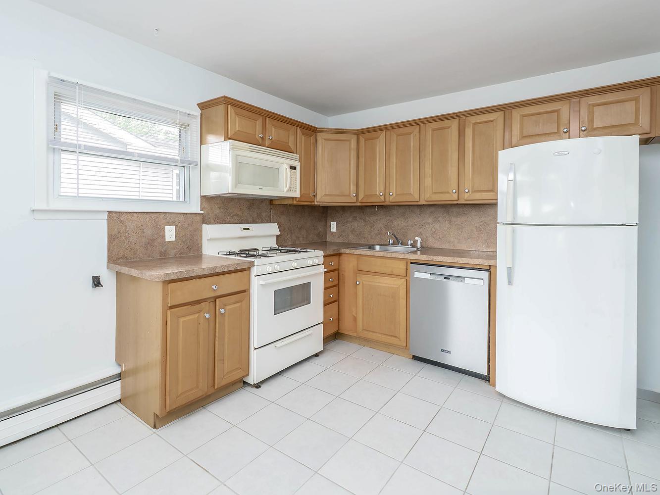 Single Family Corchaug Avenue Nassau County, NY 11050, MLS-1053457-20
