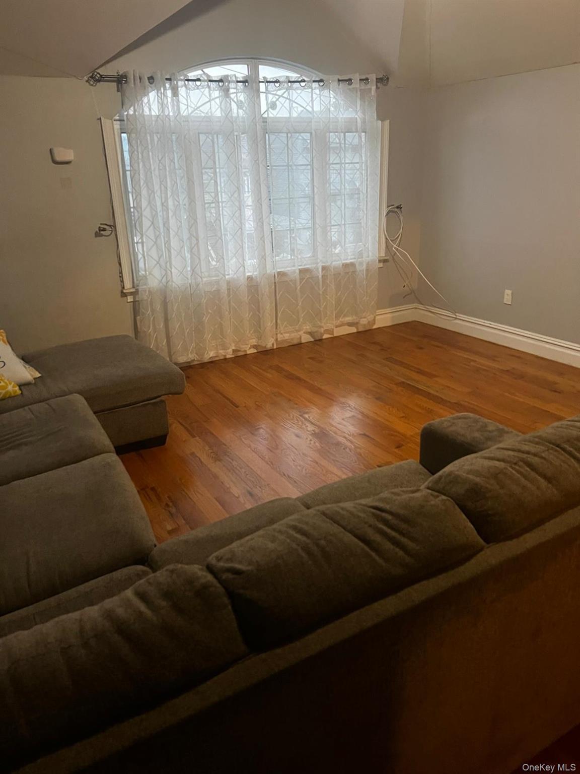 Apartment Stephens Ave Bronx, NY 10473, MLS-1053459-2