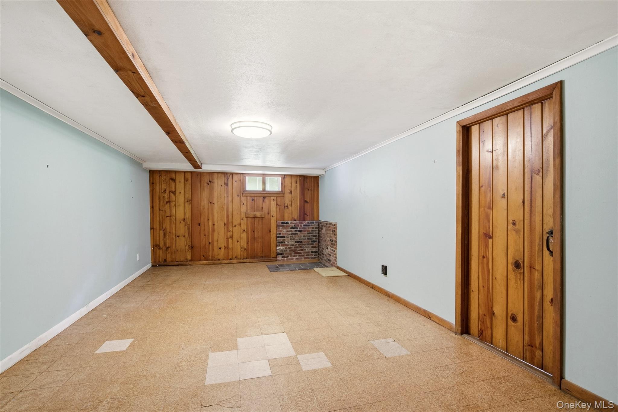 Single Family Flower Hill Road Suffolk County, NY 11743, MLS-1053463-25