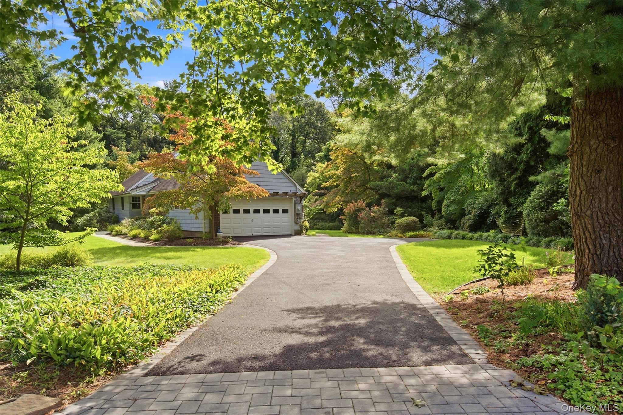 Single Family Flower Hill Road Suffolk County, NY 11743, MLS-1053463-30