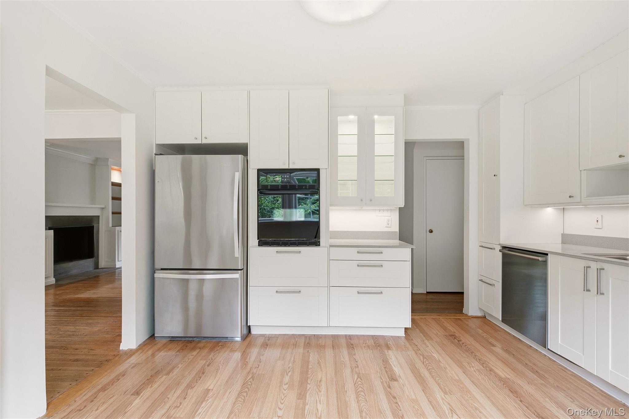 Single Family Flower Hill Road Suffolk County, NY 11743, MLS-1053463-8