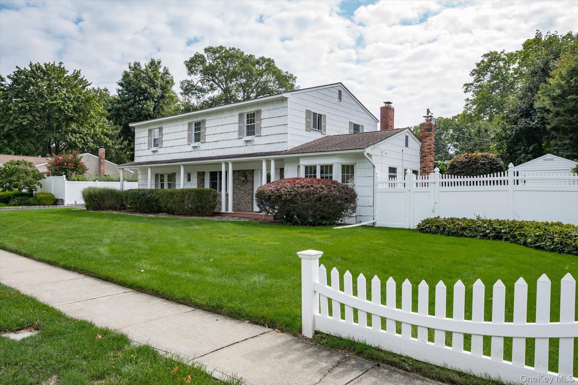 Single Family Osage Drive  Suffolk County, NY 11746, MLS-1053481-21