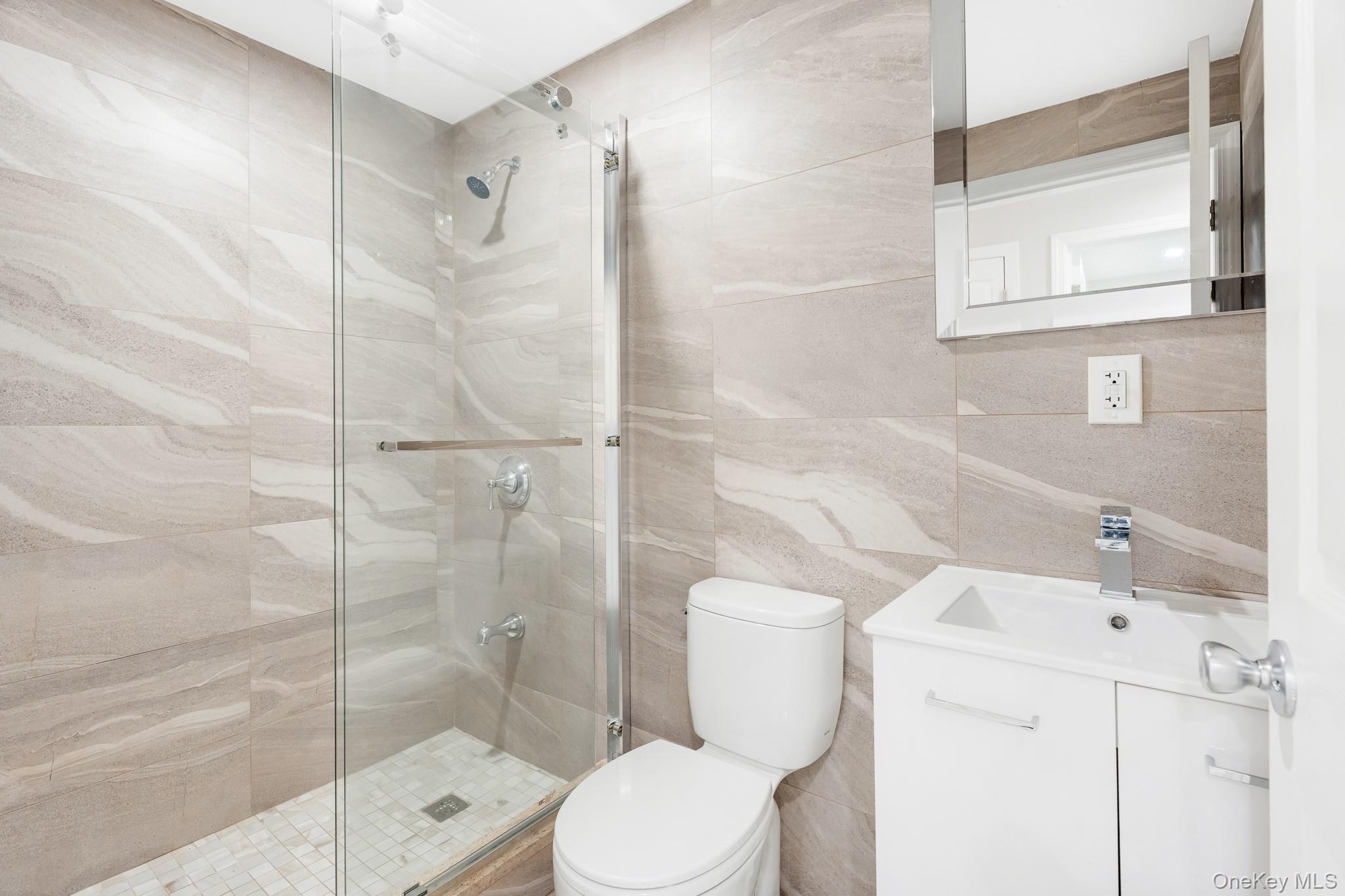 Single Family 76th Road  Queens, NY 11367, MLS-1053486-16