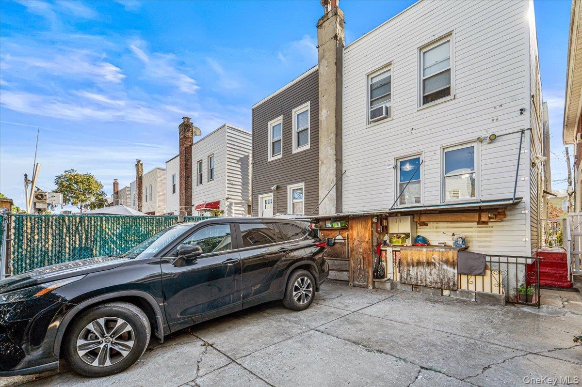 Single Family Humphreys Street  Queens, NY 11369, MLS-1053490-17