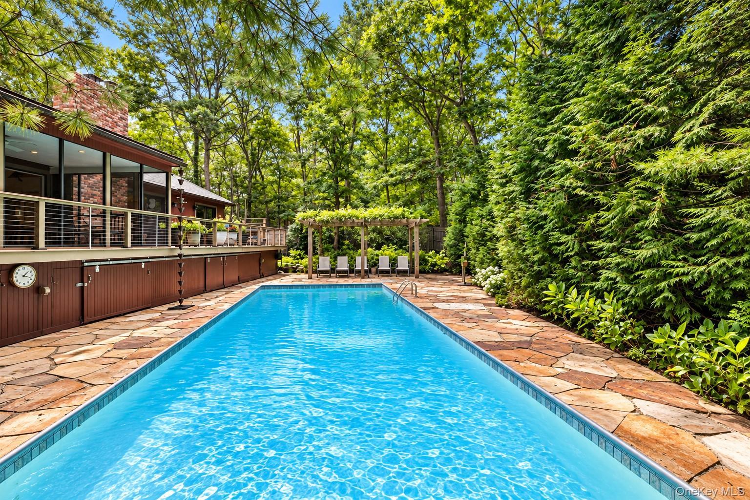 Single Family Springwood Way Suffolk County, NY 11937, MLS-1053502-12