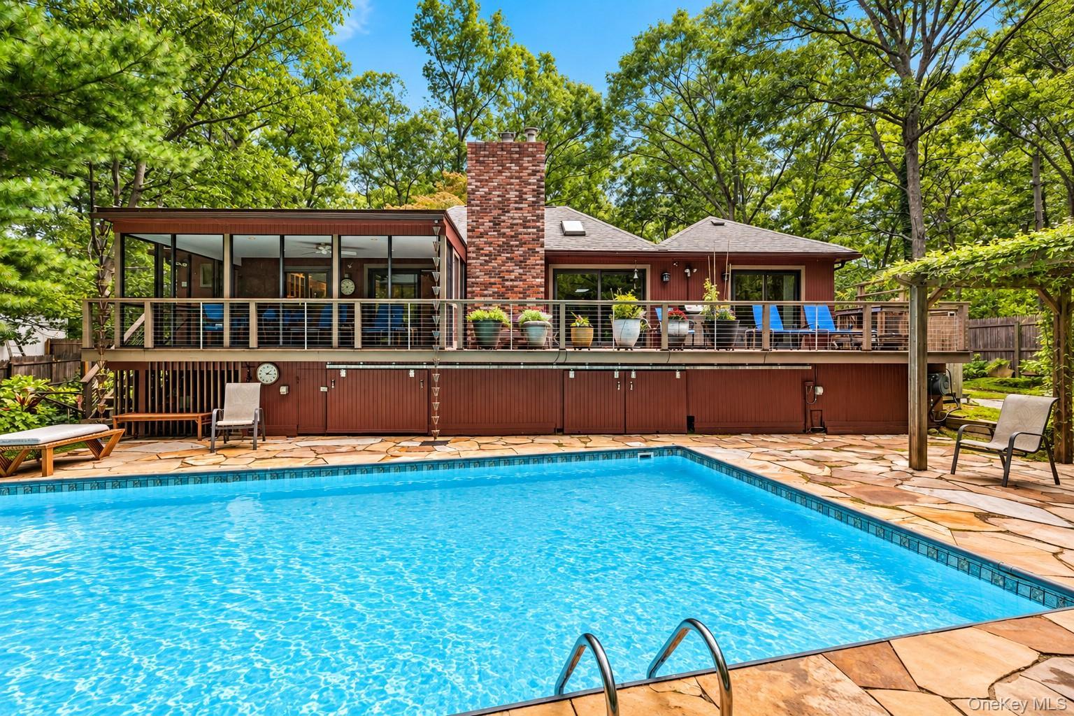 Single Family Springwood Way Suffolk County, NY 11937, MLS-1053502-13