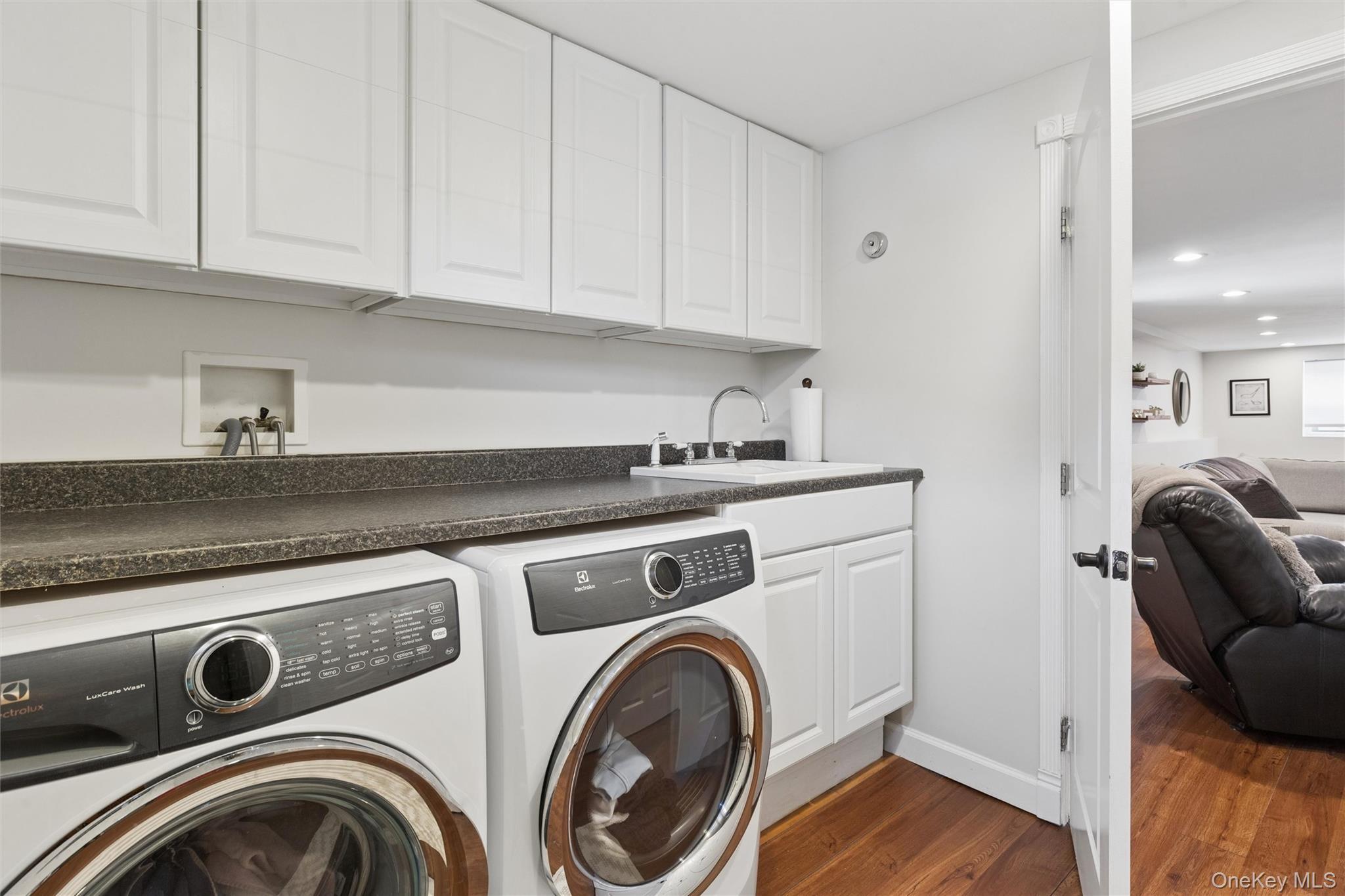 Single Family Larkspur Drive  Suffolk County, NY 11795, MLS-1053506-25