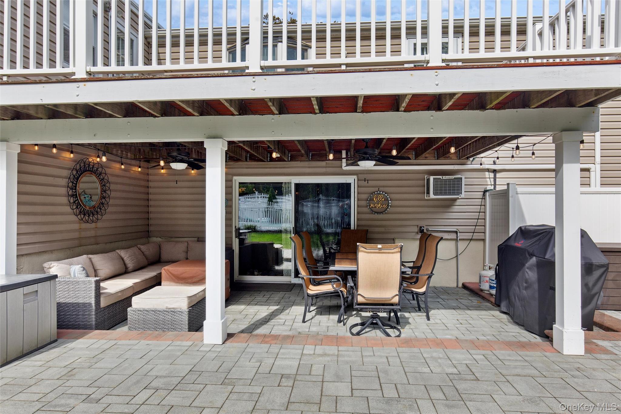 Single Family Larkspur Drive  Suffolk County, NY 11795, MLS-1053506-28