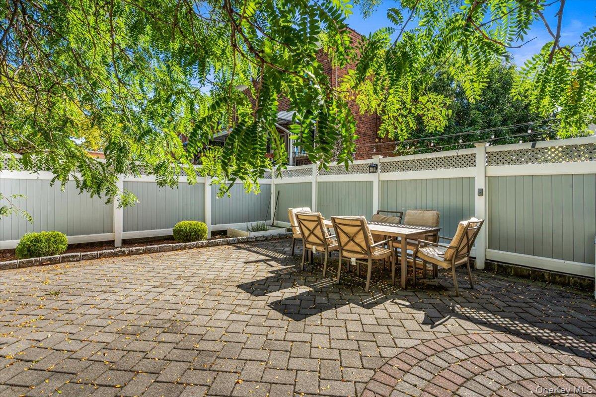 Single Family 21st Drive  Queens, NY 11105, MLS-1053528-21