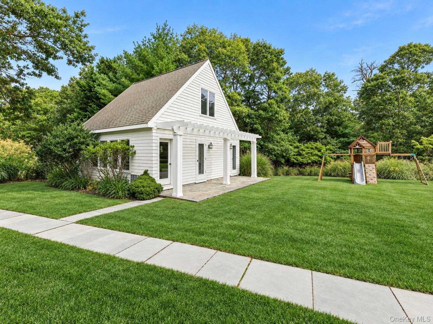 Single Family Two Holes Water Road  Suffolk County, NY 11937, MLS-1053532-24