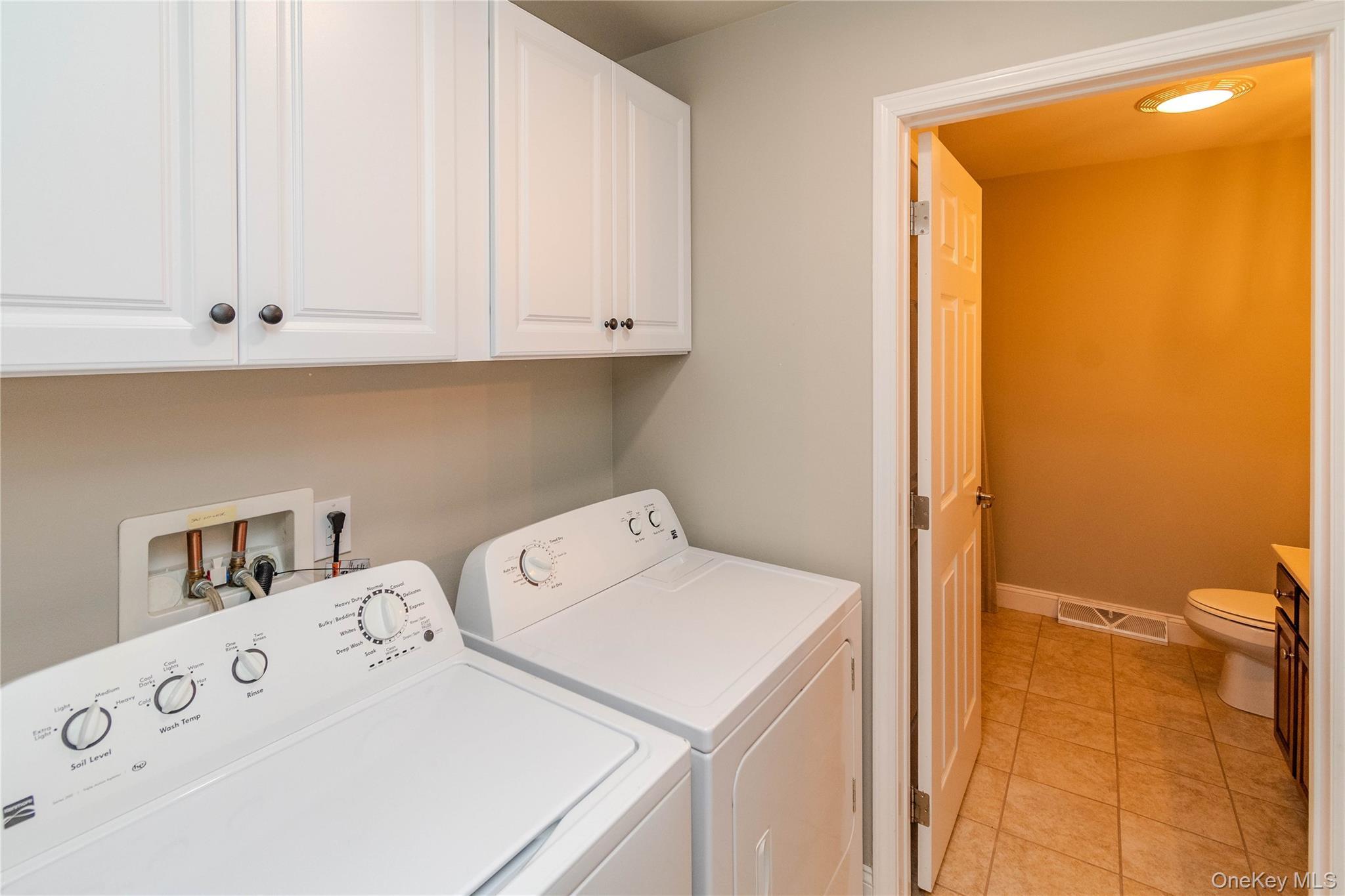 Single Family Quincy Stowell Court  Ulster County, NY 12477, MLS-1053543-22