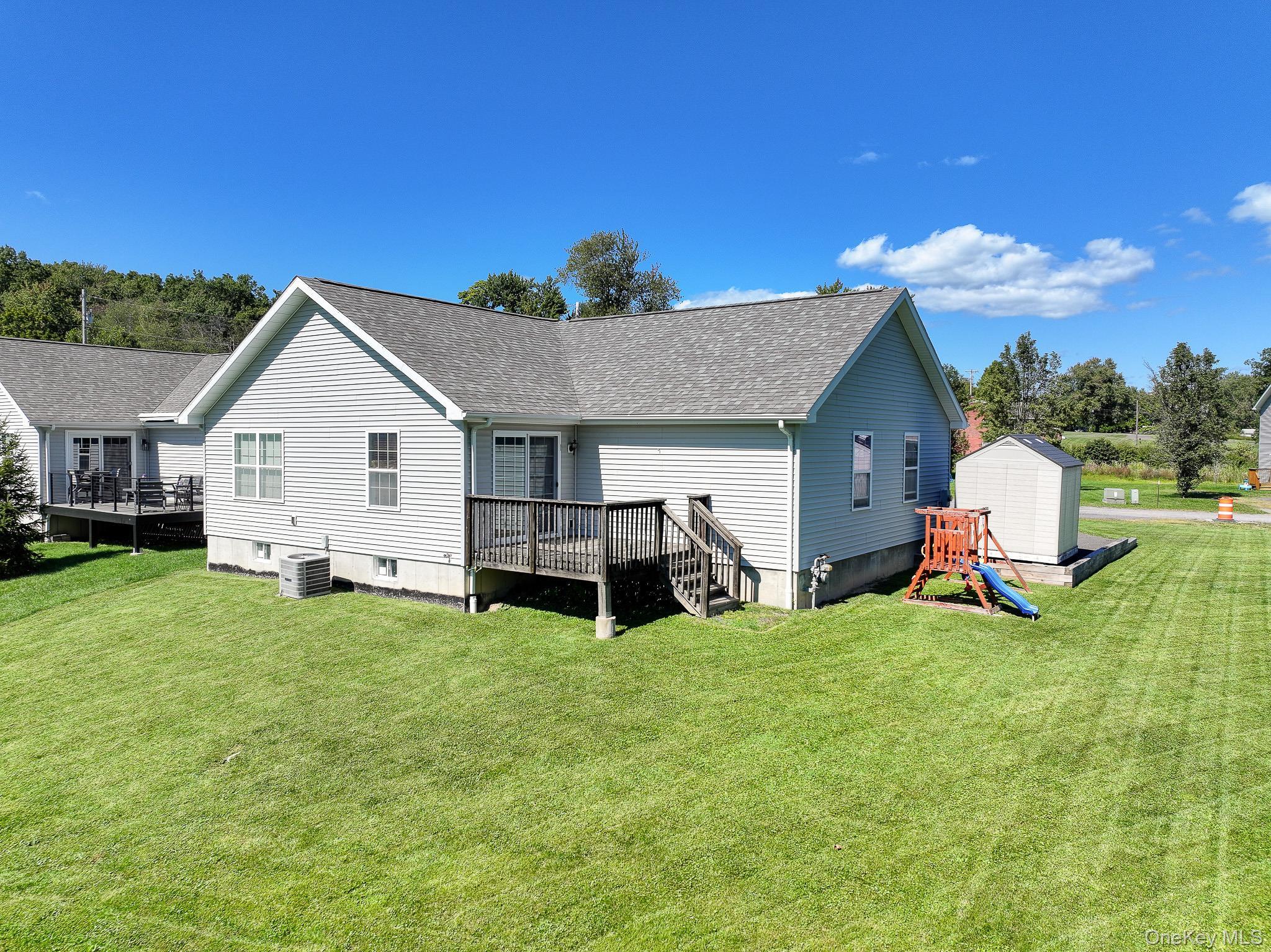 Single Family Quincy Stowell Court  Ulster County, NY 12477, MLS-1053543-29