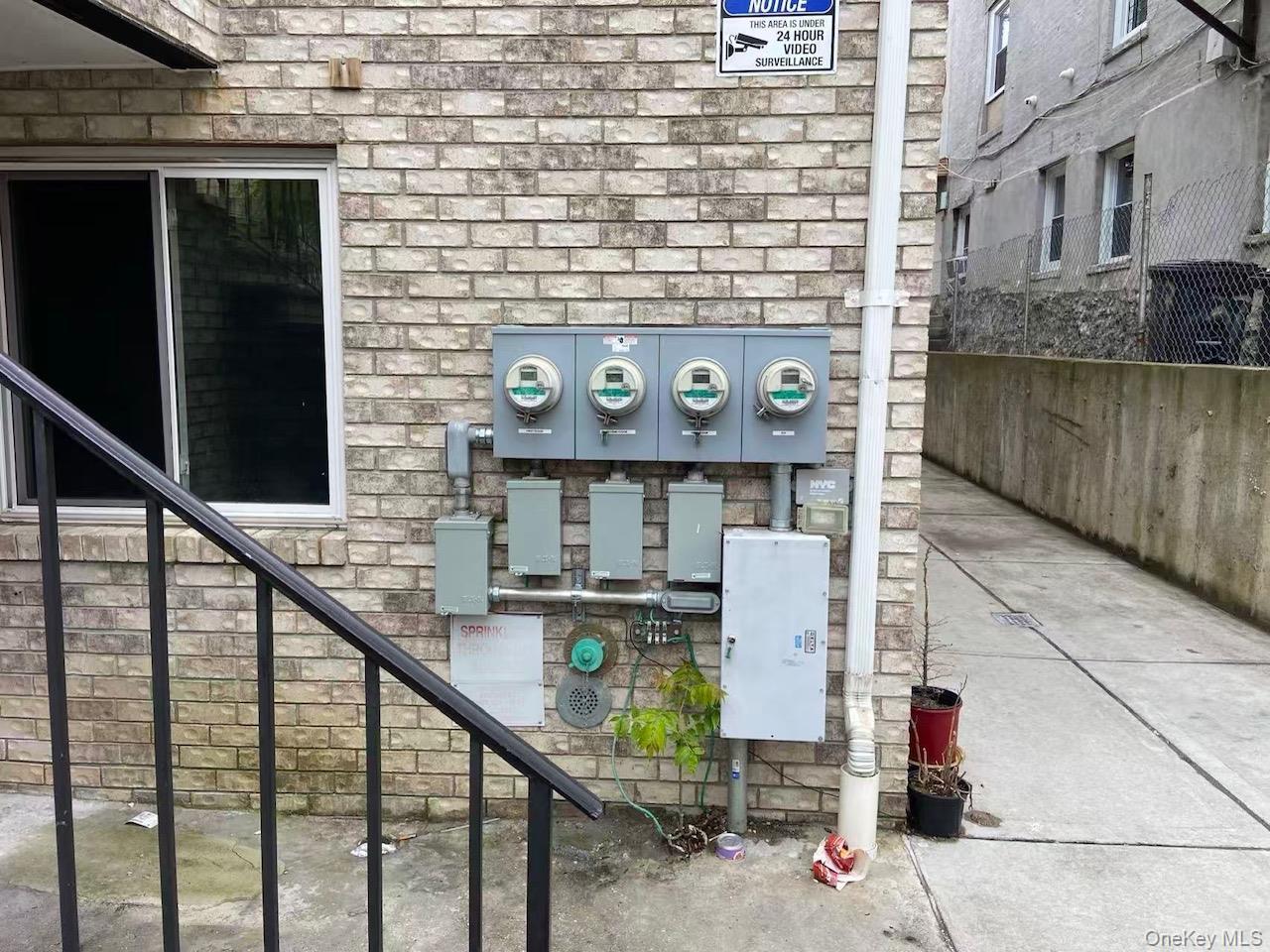 Single Family Beach Avenue Bronx, NY 10472, MLS-1053580-3