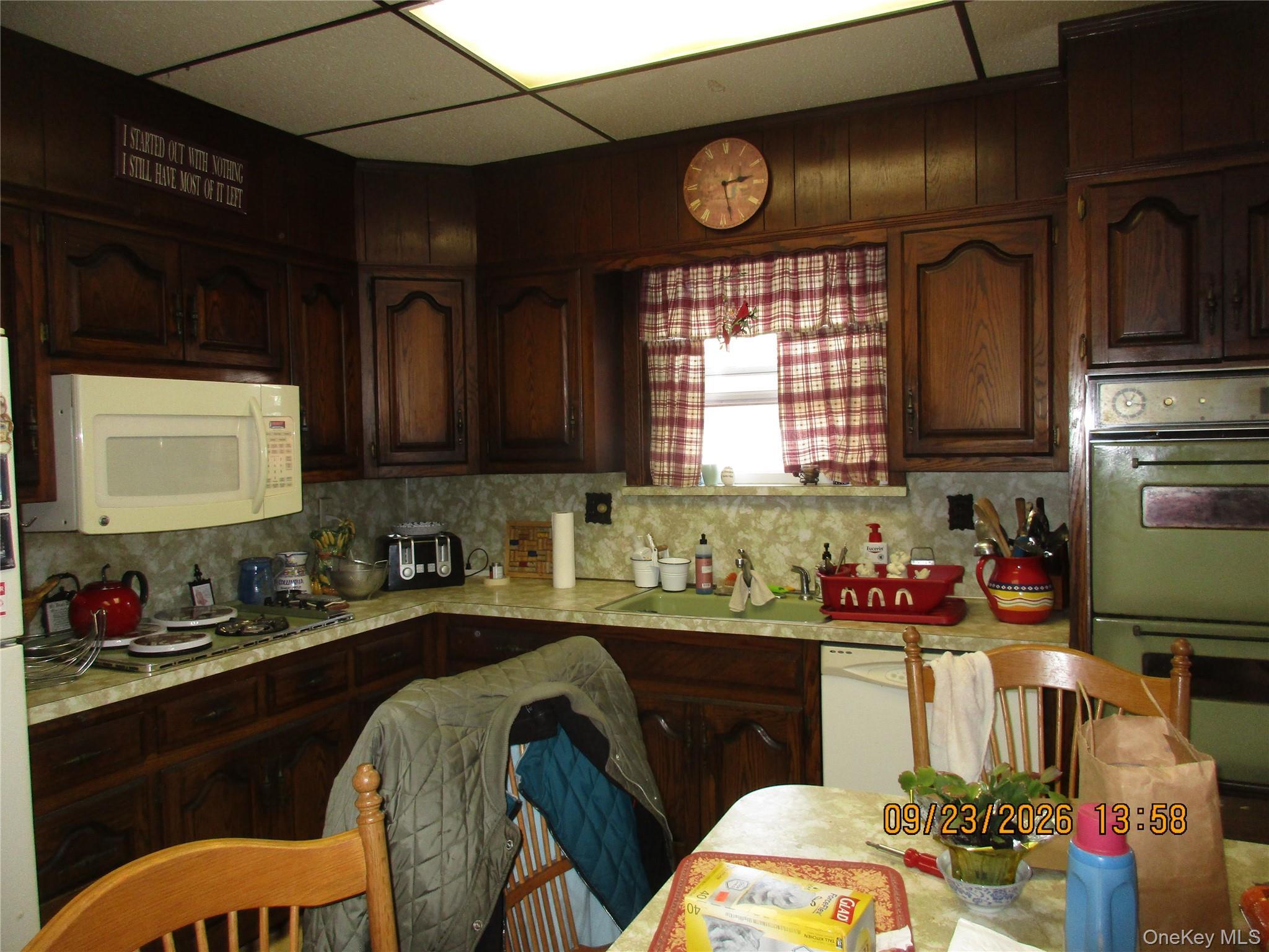Single Family Penelope Avenue  Queens, NY 11379, MLS-1053588-12