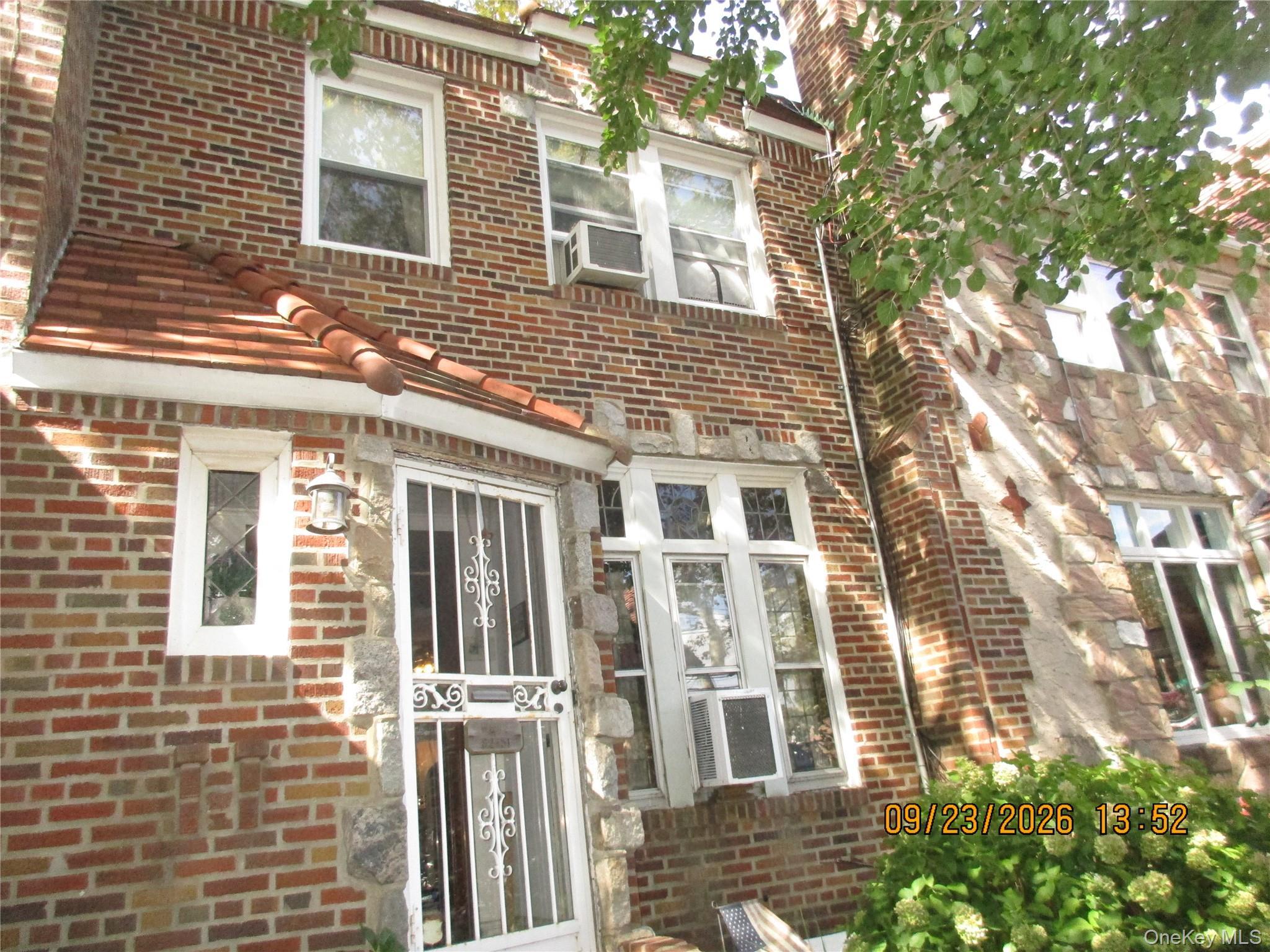 Single Family Penelope Avenue  Queens, NY 11379, MLS-1053588-3