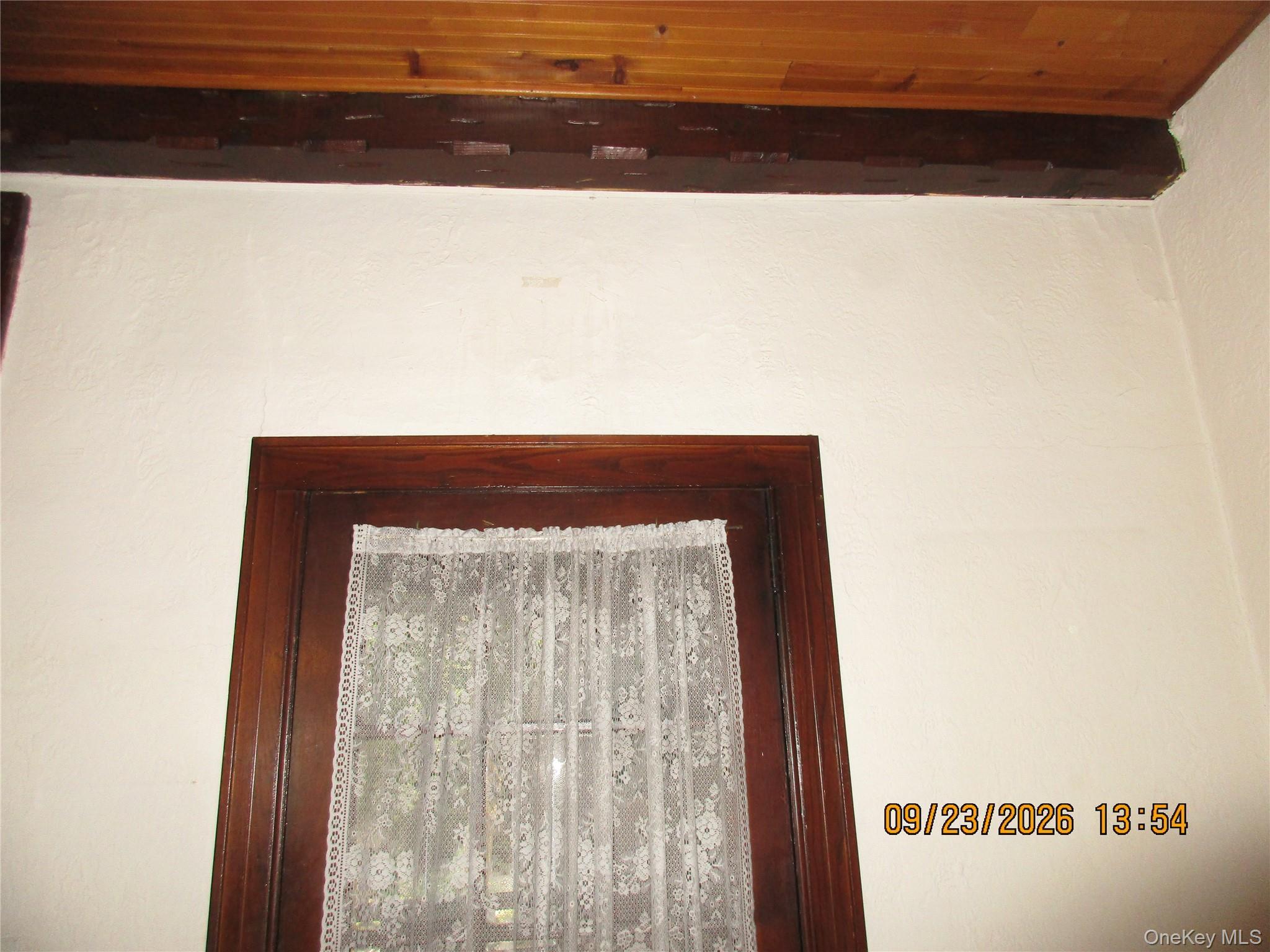 Single Family Penelope Avenue  Queens, NY 11379, MLS-1053588-8