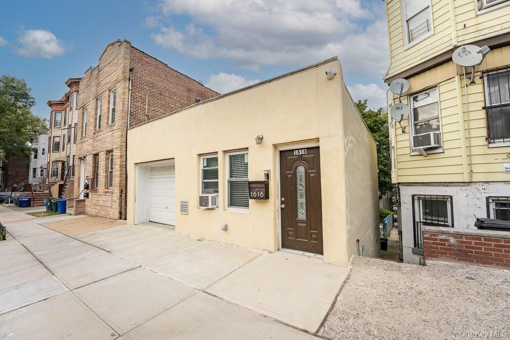 Single Family Taylor Avenue Bronx, NY 10460, MLS-1053597-13