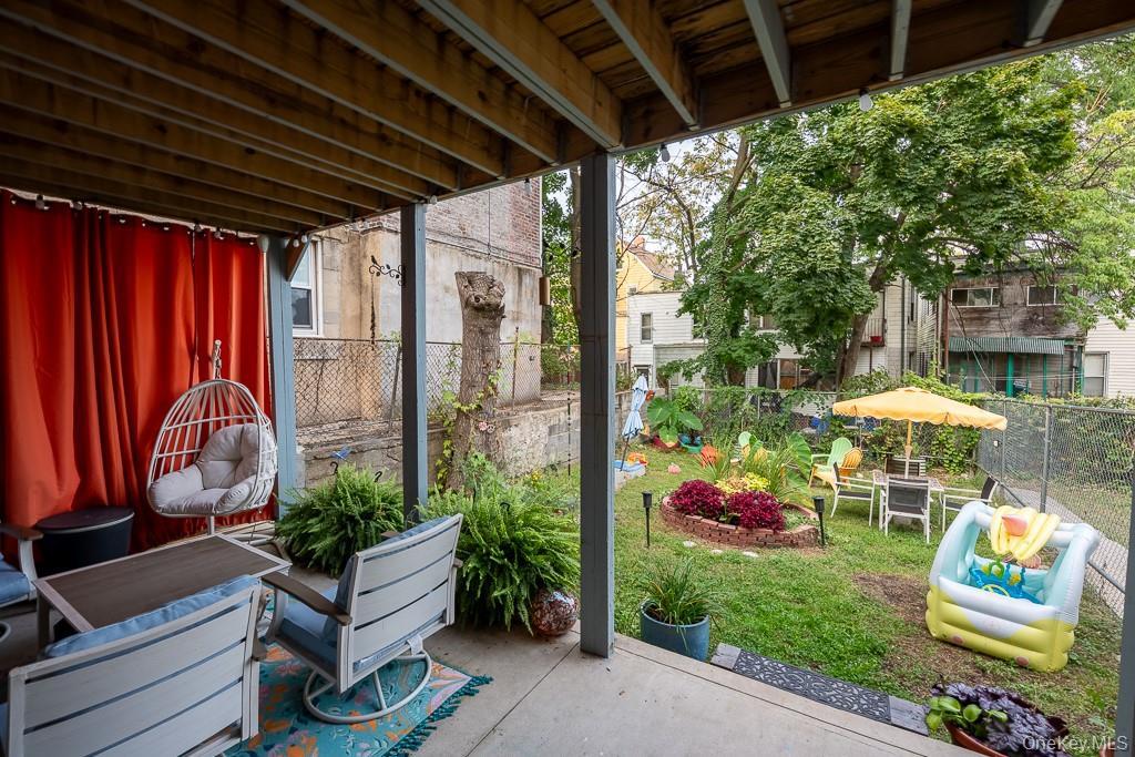 Single Family Taylor Avenue Bronx, NY 10460, MLS-1053597-19
