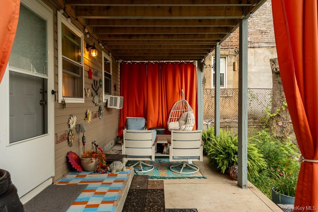 Single Family Taylor Avenue Bronx, NY 10460, MLS-1053597-3