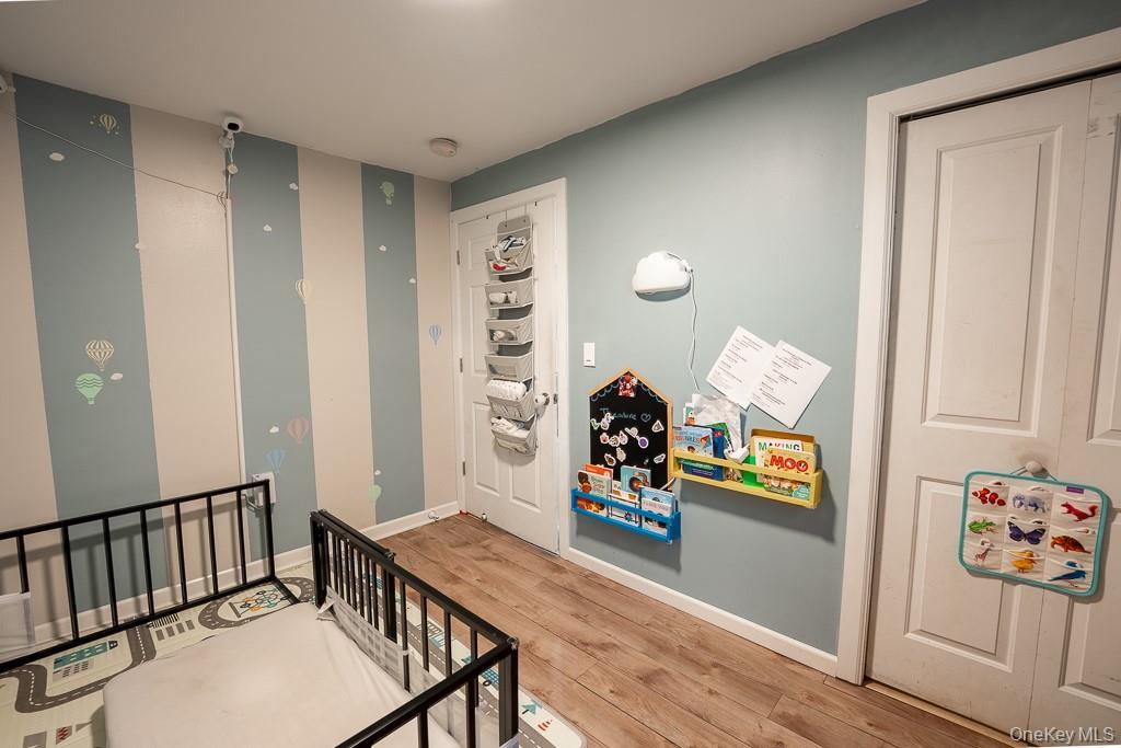 Single Family Taylor Avenue Bronx, NY 10460, MLS-1053597-36