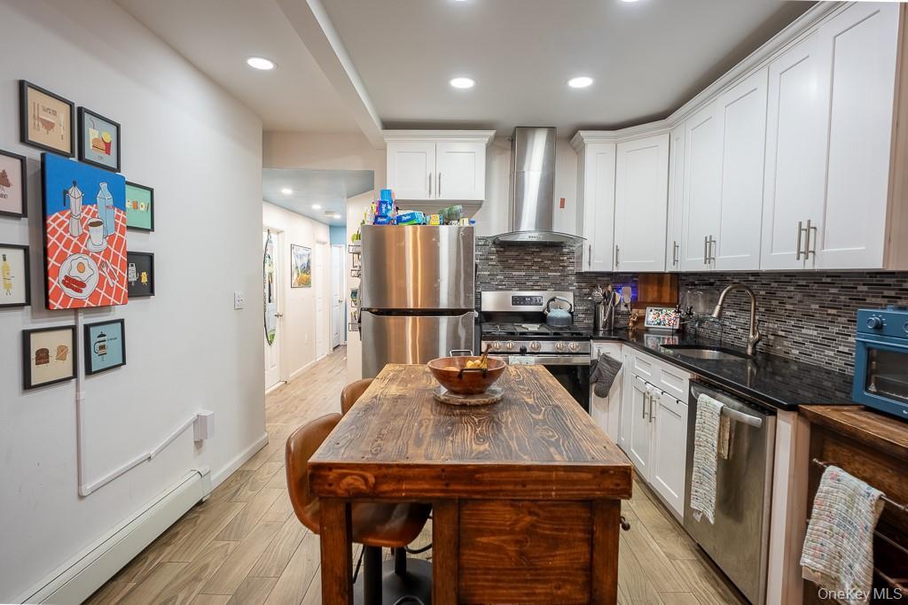 Single Family Taylor Avenue Bronx, NY 10460, MLS-1053597-42