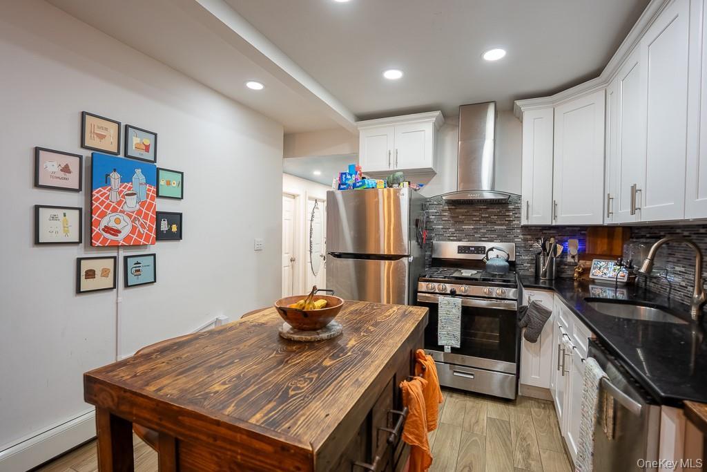 Single Family Taylor Avenue Bronx, NY 10460, MLS-1053597-43