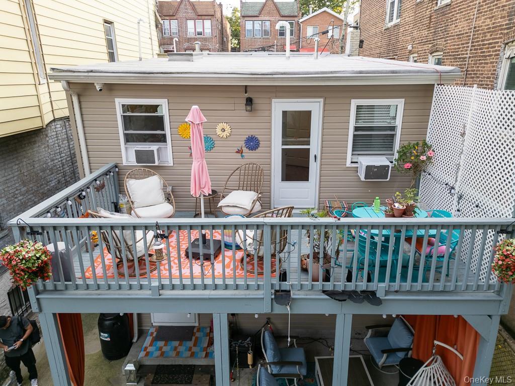 Single Family Taylor Avenue Bronx, NY 10460, MLS-1053597-46