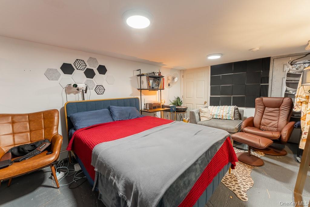 Single Family Taylor Avenue Bronx, NY 10460, MLS-1053597-7
