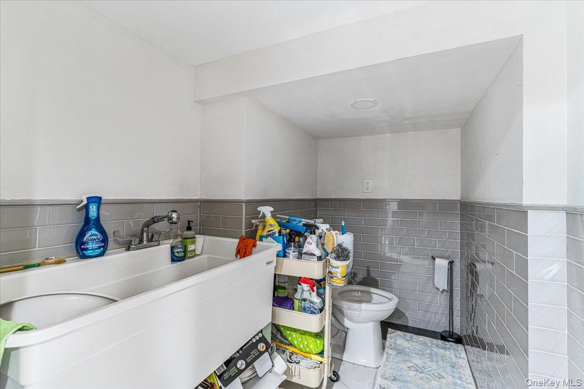 Single Family 170th Street  Queens, NY 11358, MLS-1053602-19