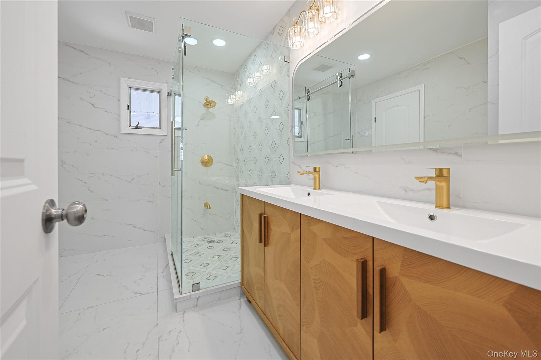 Single Family Arcadia Drive Suffolk County, NY 11746, MLS-1053605-18