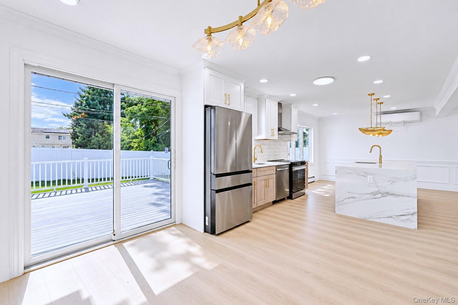 Single Family Arcadia Drive Suffolk County, NY 11746, MLS-1053605-8
