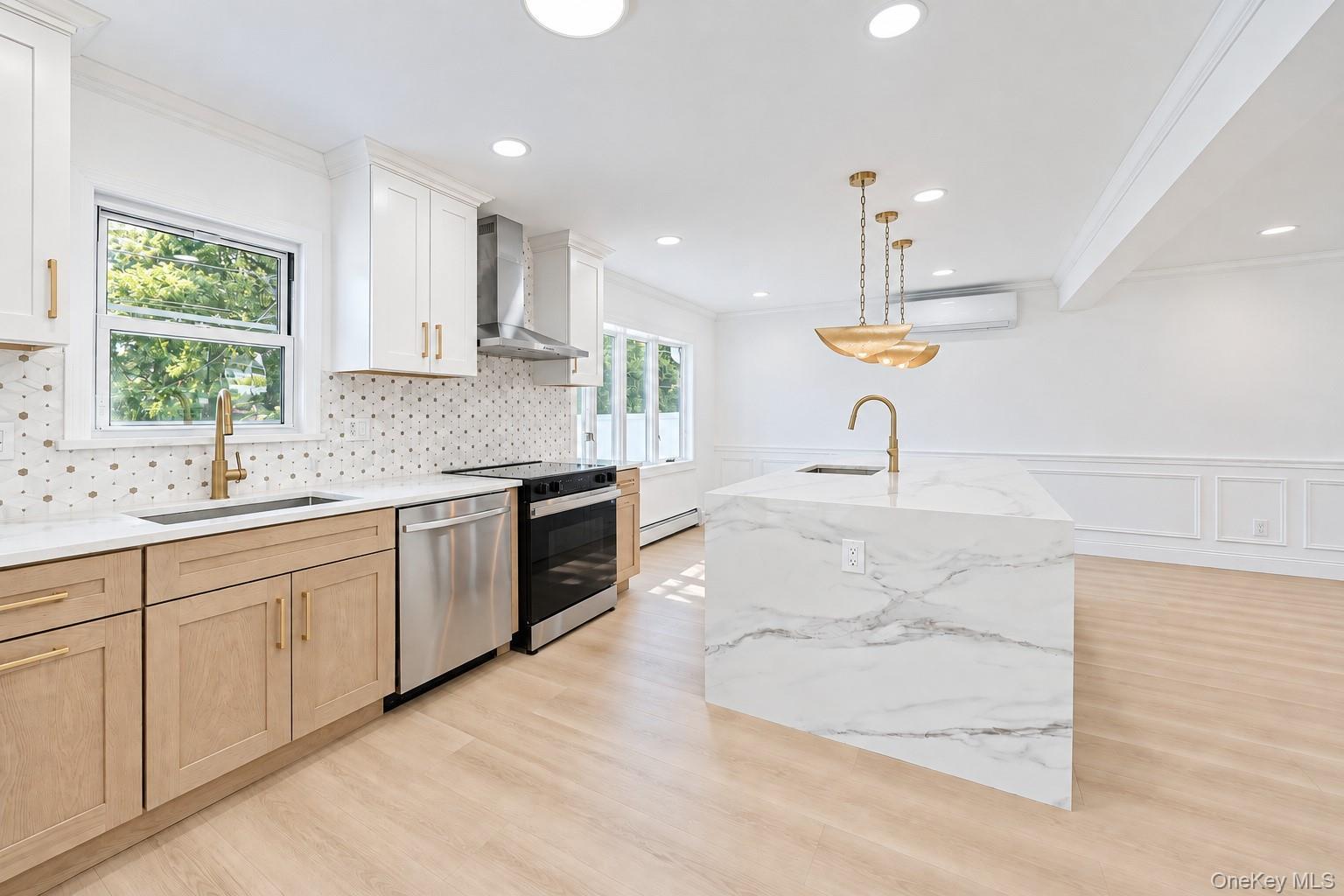 Single Family Arcadia Drive Suffolk County, NY 11746, MLS-1053605-9