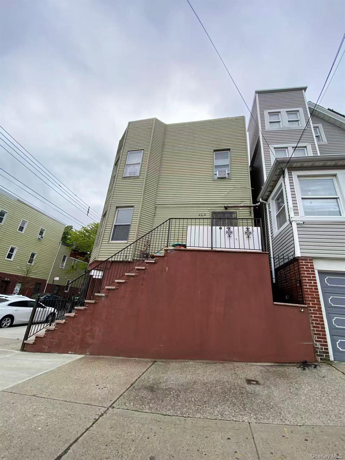 Single Family Saint Lawrence Avenue Bronx, NY 10460, MLS-1053622-2