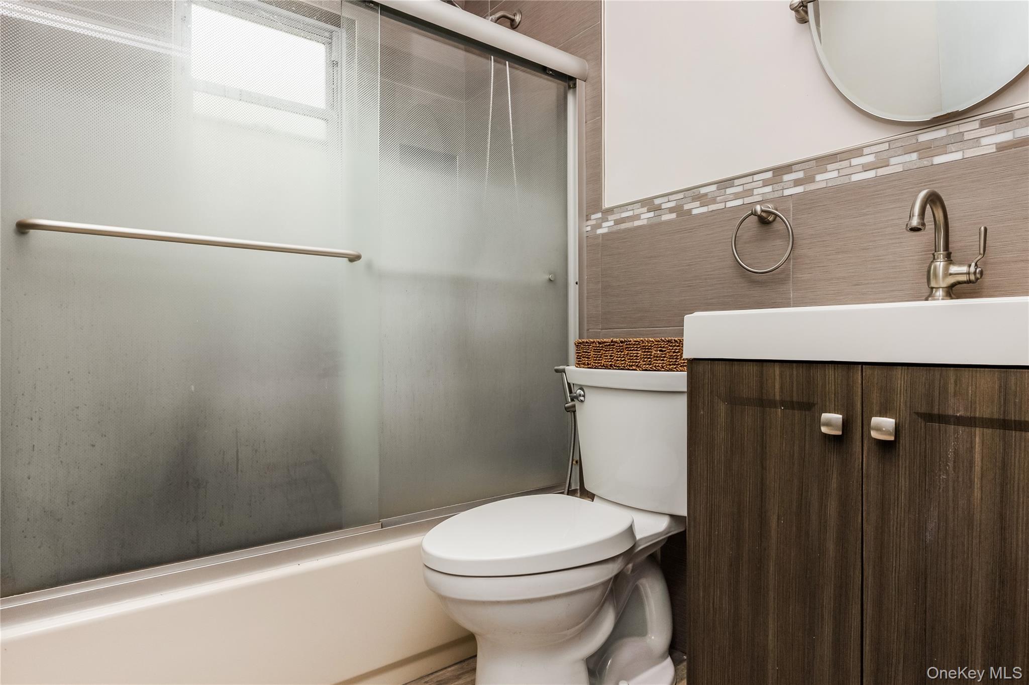 Single Family 76th Avenue  Queens, NY 11366, MLS-1053632-14