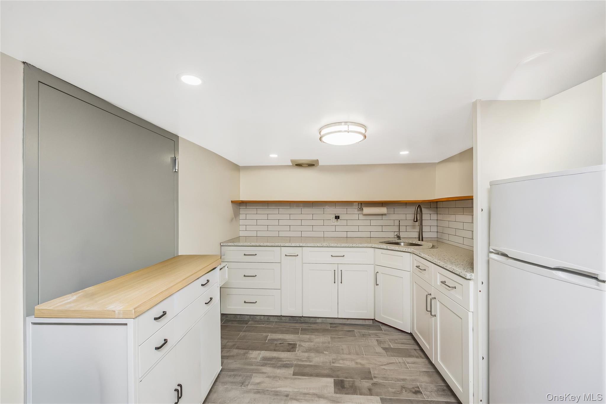 Single Family 76th Avenue  Queens, NY 11366, MLS-1053632-21
