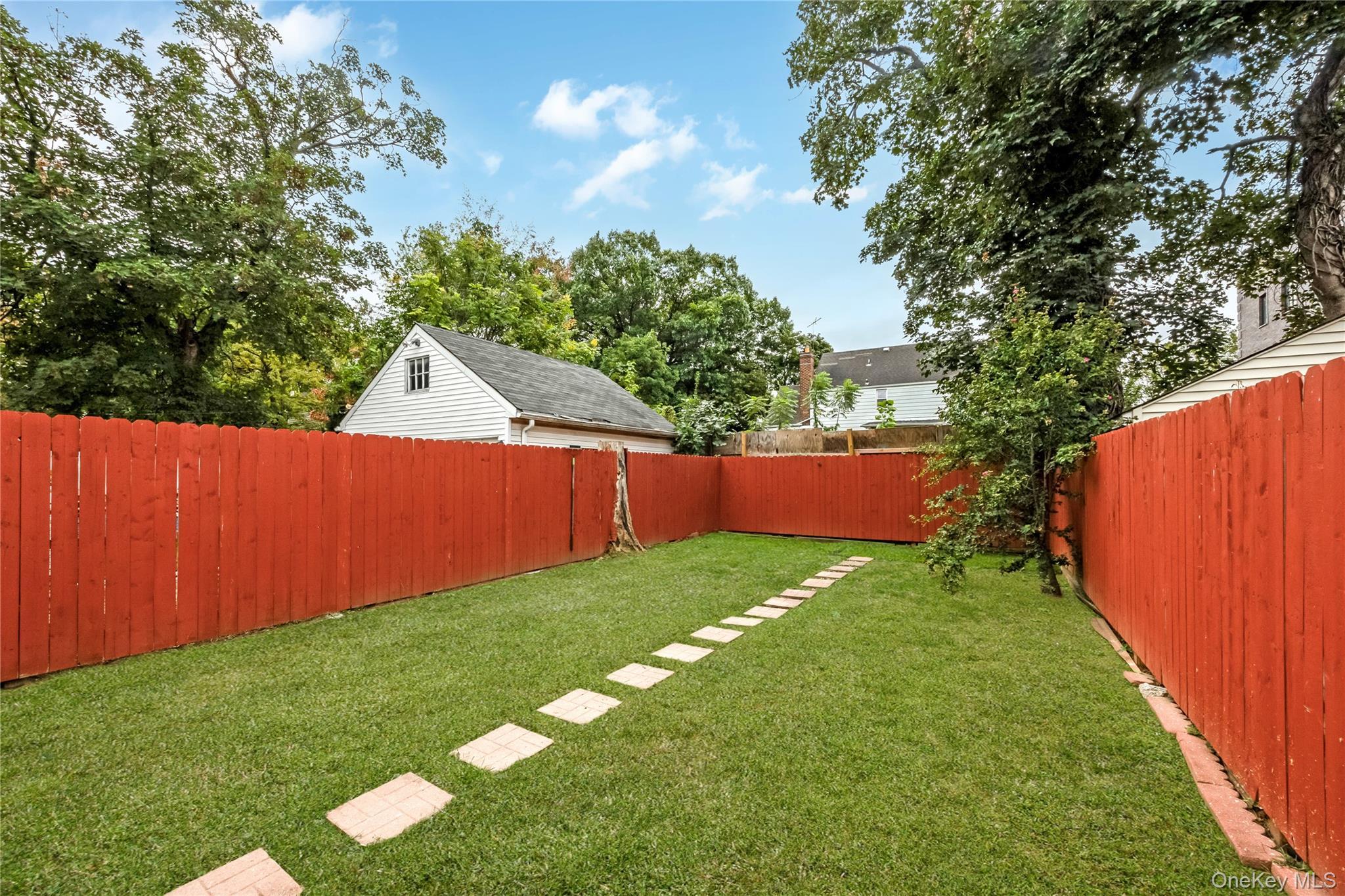 Single Family 76th Avenue  Queens, NY 11366, MLS-1053632-22