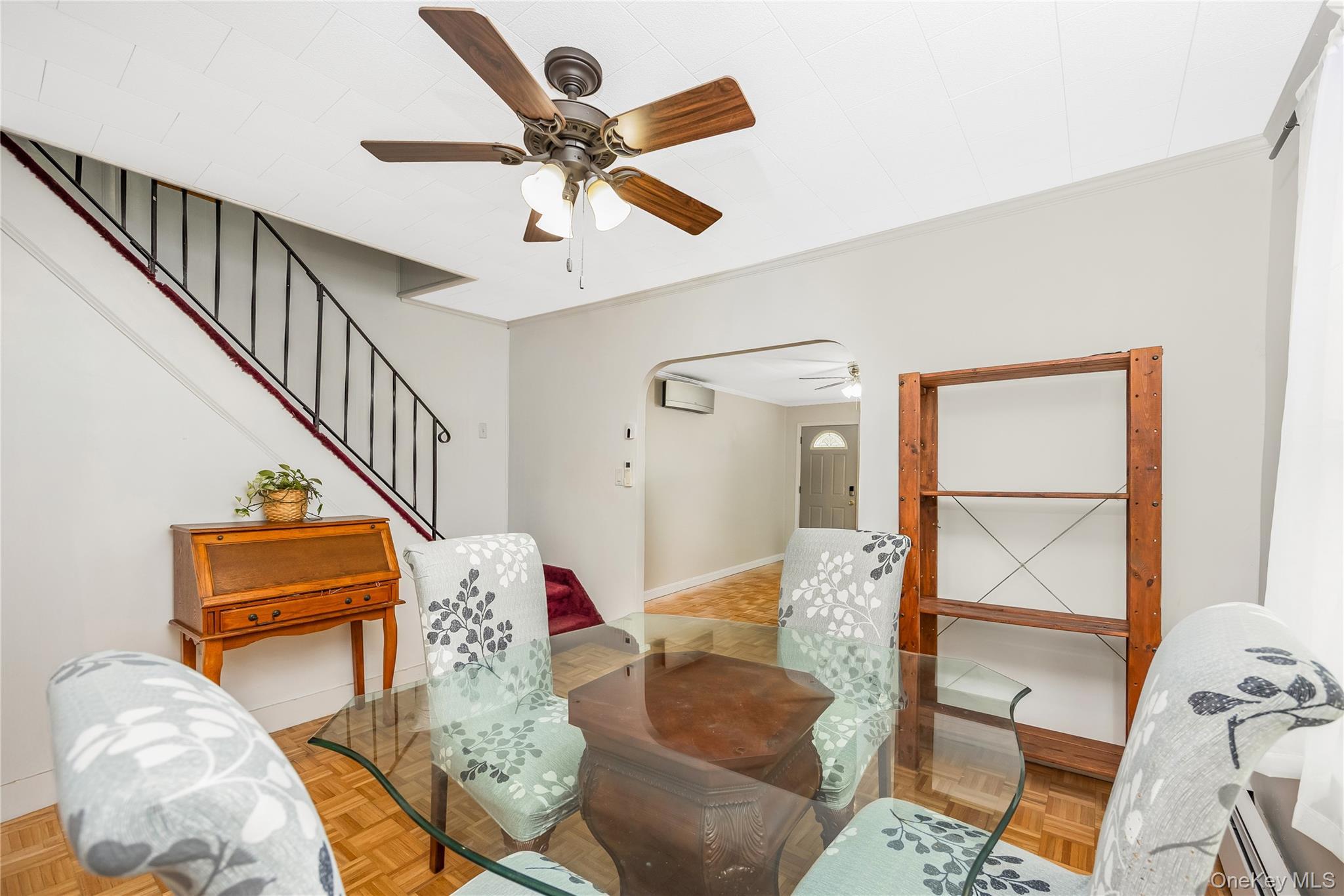 Single Family 76th Avenue  Queens, NY 11366, MLS-1053632-8