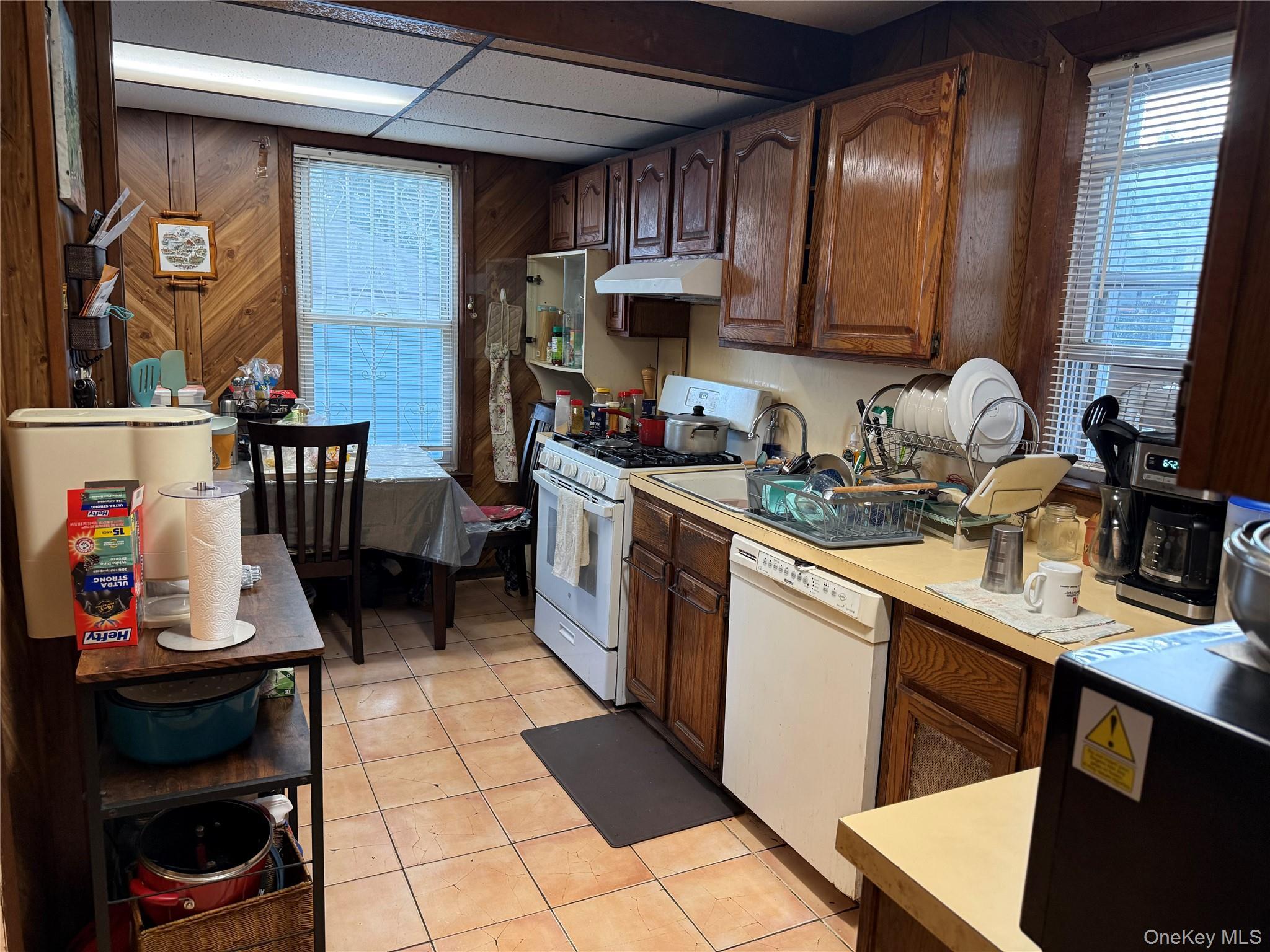 Single Family 203rd Street  Queens, NY 11412, MLS-1053633-6