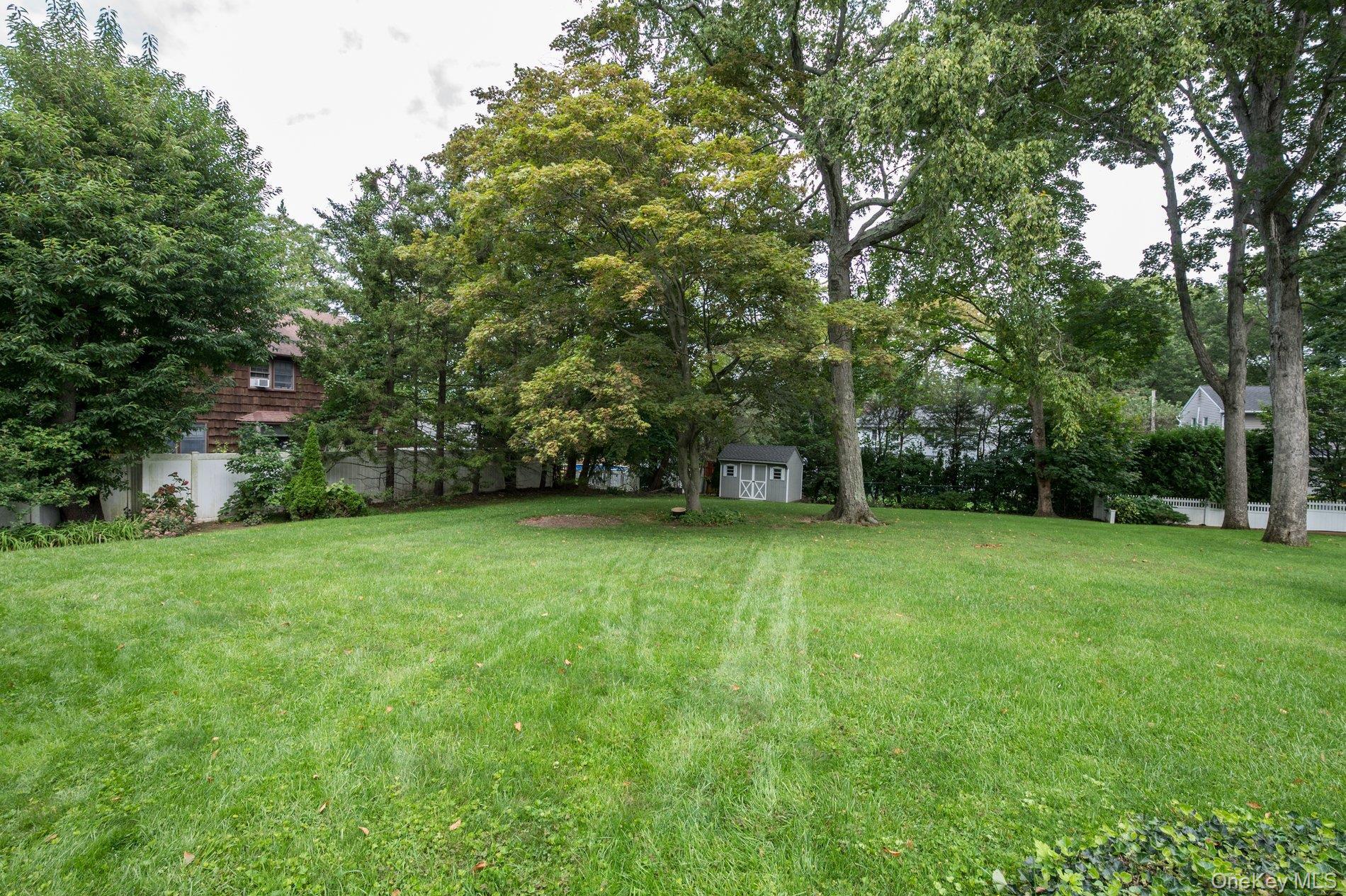Single Family Sheppard Lane Suffolk County, NY 11743, MLS-1053647-20