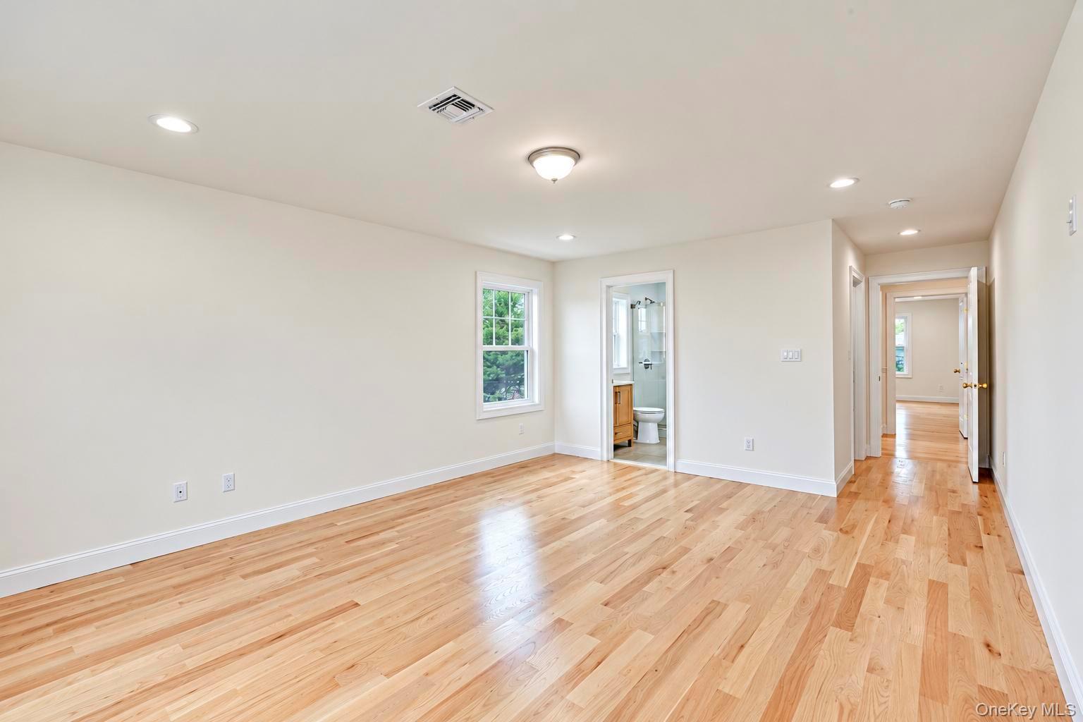 Single Family West Avenue Nassau County, NY 11801, MLS-1053671-18