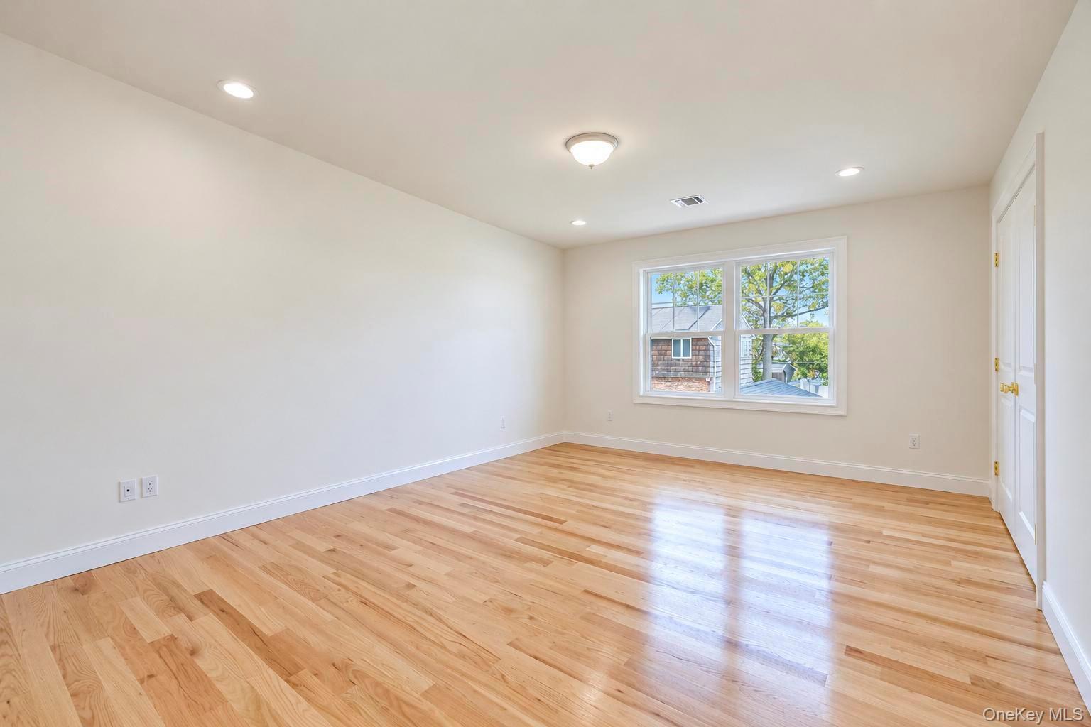 Single Family West Avenue Nassau County, NY 11801, MLS-1053671-19